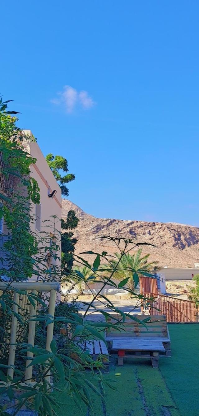 Alshumukh Guesthouse Al Ghalilah Buitenkant foto