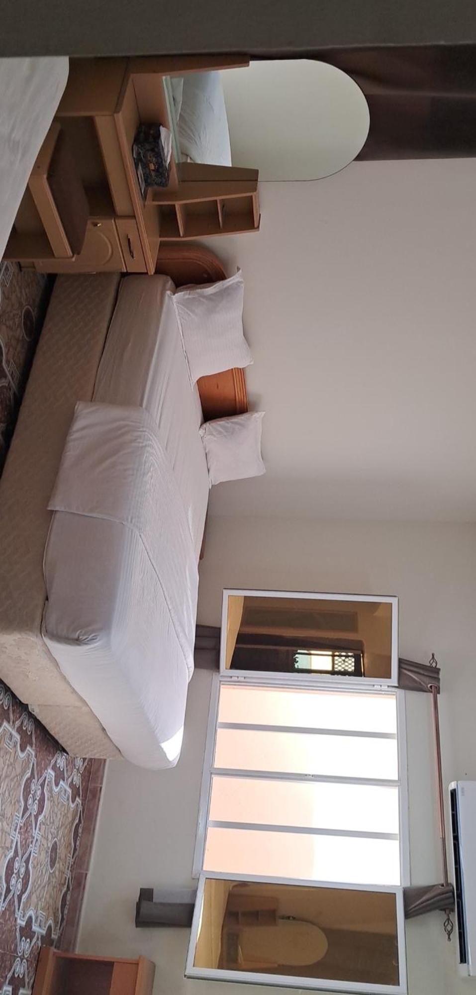 Alshumukh Guesthouse Al Ghalilah Buitenkant foto