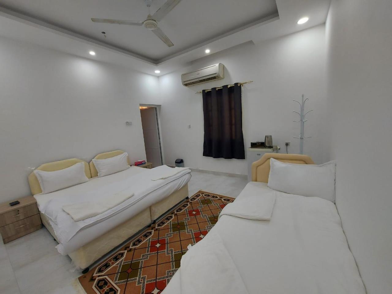 Alshumukh Guesthouse Al Ghalilah Kamer foto
